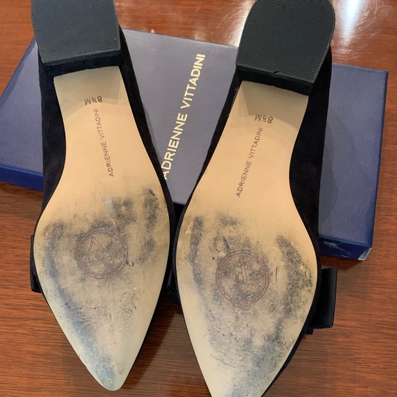 Adrienne Vittadini Womens Black Suede Flats with Bow, Size 8.5, like new - Picture 4 of 4